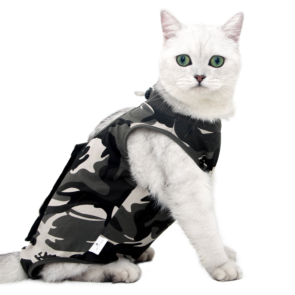 Cat Professional Recovery Suit for Abdominal Wounds or Skin Diseases, E-Collar Alternative for Cats and Dogs, After Surgery Wear, Pajama Suit